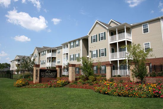 The Summit of Shreveport Photo Property Photo - Living Room